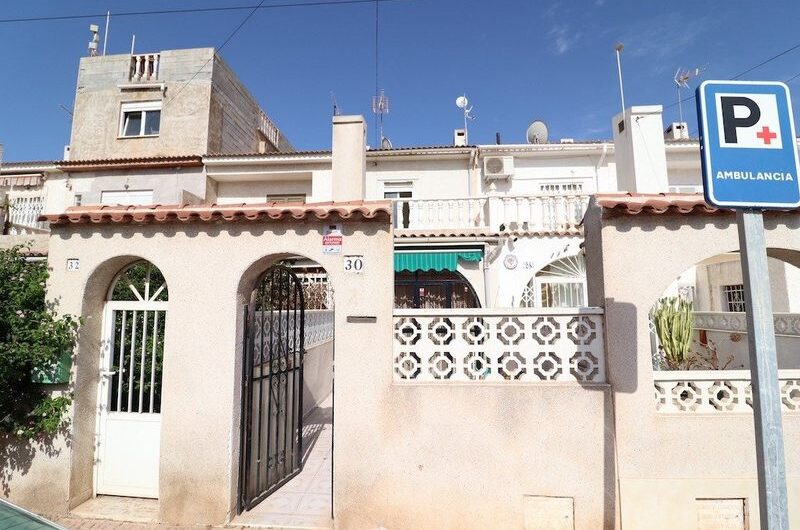 Property in Span.Resale Townhouse in Torrevieja,Costa Blanca South,Spain